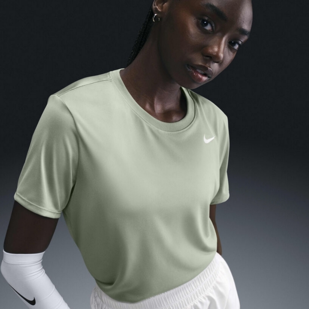 Nike Dri-Fit Training Short Sleeve Tee New With Tags - Picture 1 of 9